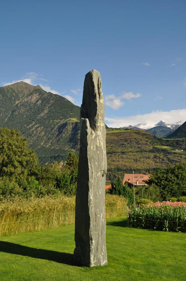 Hotel Gasthof Weisses Kreuz Naturns Exterior foto